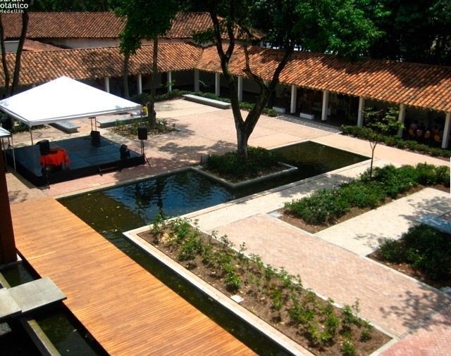 Tu San Agustín - Patio de las Azaleas - Jardín Botánico